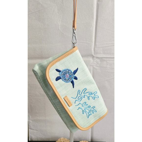 Vera Bradley Tropical Pattern Clutch Mint Green - Picture 3 of 7